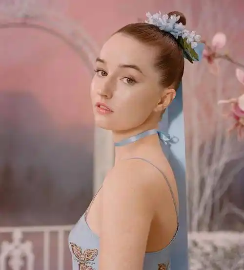 凯特琳·德弗有望演《最后生还者》!