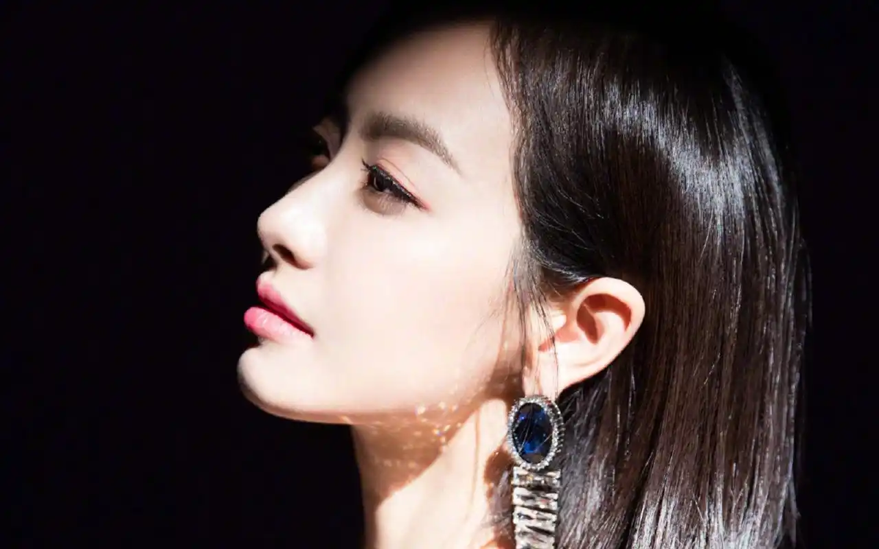 宋茜性感迷人写真图片桌面壁纸