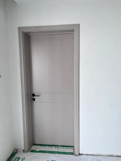 tata艾丽芬灰卧室门