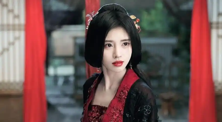 仅播1天就收视第一,鞠婧祎令观众成功入坑,古装剧又有天花板了!