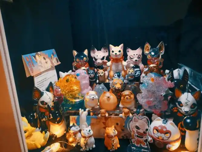 一群小动物,关了灯有点阴森森的(?#玩具  #软胶玩具