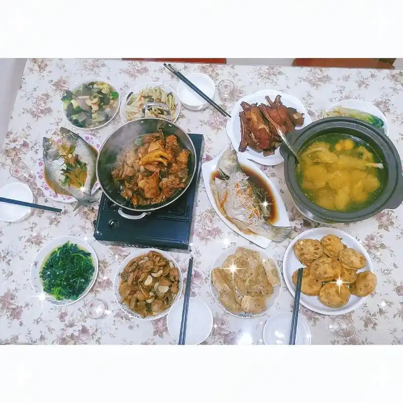 新年快乐7815兔年大吉 #晒晒咱家团圆饭 我 - 抖音