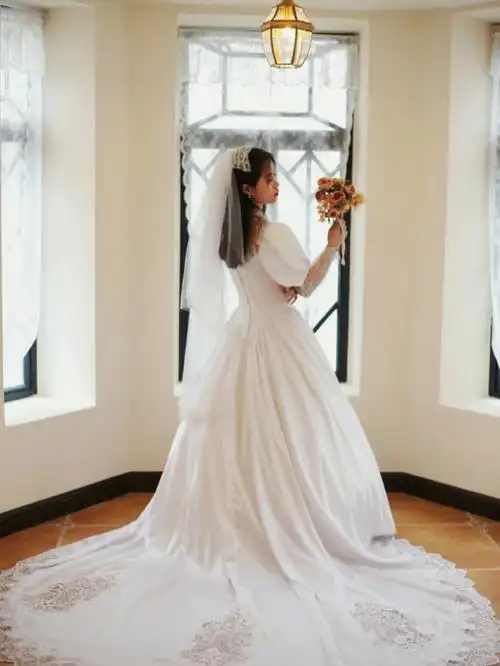 一个人的婚纱照爱自己是终身浪漫