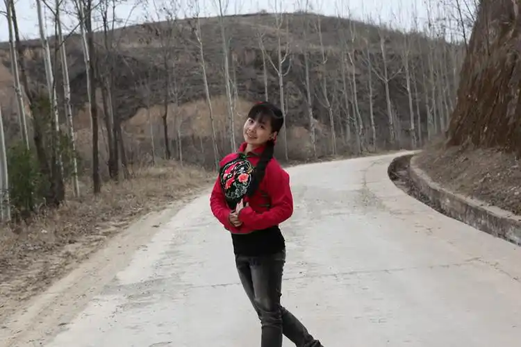 【转载】陕北民歌无冕之王——王二妮