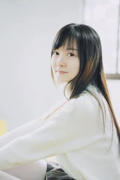 8张甜美文艺范的小清新美女图片