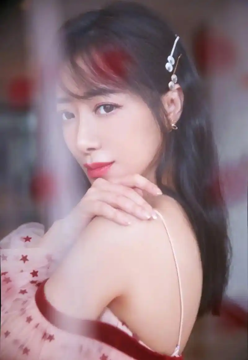 陈紫函 #陈紫函 #气质美女 #明星 #写真 @抖音小助手  - 抖音