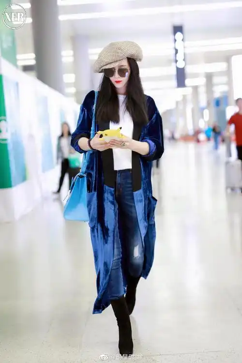 10月20日,范冰冰现身北京机场