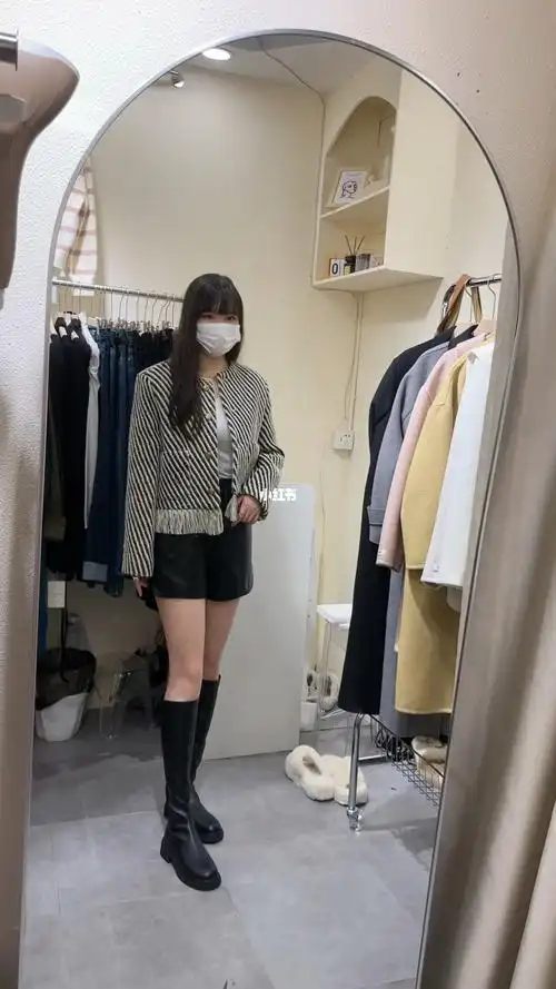 身高58体重110斤实体店微胖穿搭