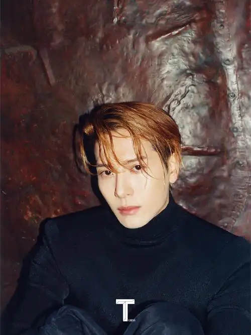 王嘉尔t锦绣四月刊封面