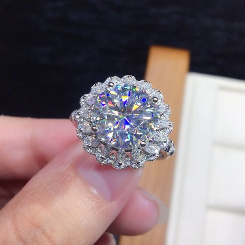 d色莫桑钻戒指秒过测钻笔5克拉大钻戒求婚女神结婚八心八箭活口