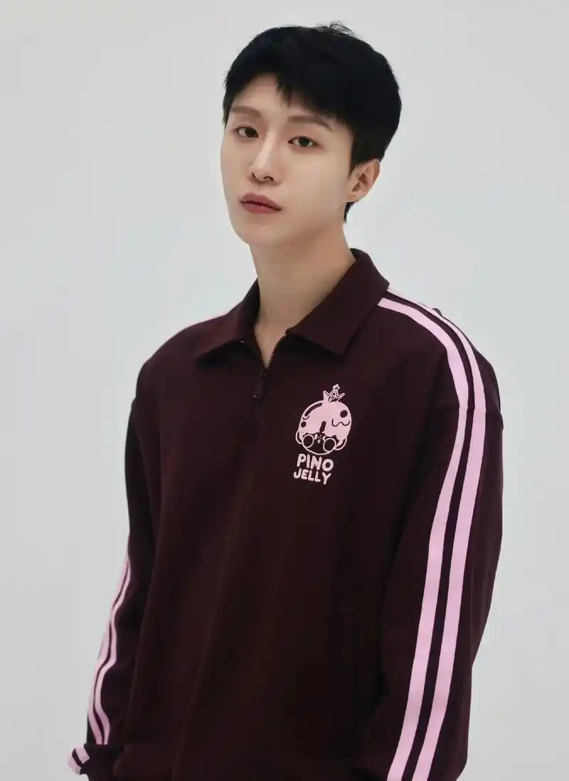 今日份帅气认证😎✨ #向全世界安利 #范丞丞