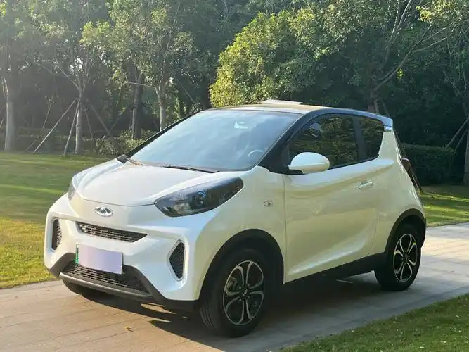 配置信息:2019款4座智享版  35kwh,指导价:6.98万.