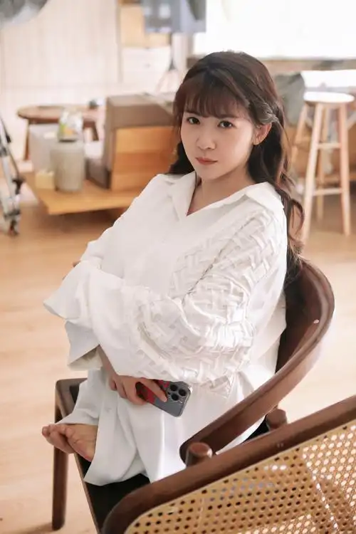 赖美云金屋藏夫##小赖片场日记