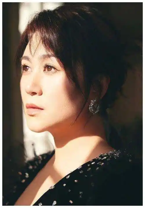 马丽_表演_女性