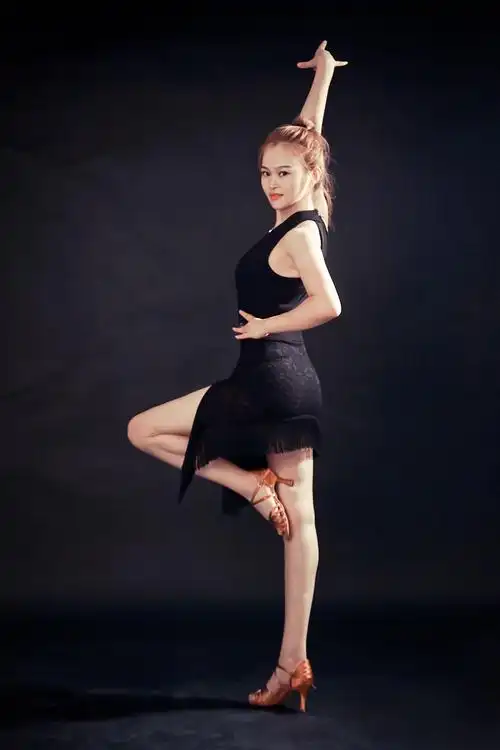 秋高气爽祩5来了ta来了,ta真的来了【舞跃艺术】少儿模特来啦!