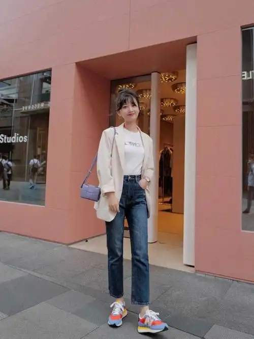 身高158cm的女生如何穿建议多穿裤子优化身材比例会更显高