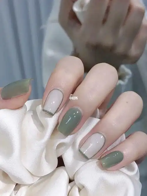 春夏甜美显白抹茶绿色跳色美甲95