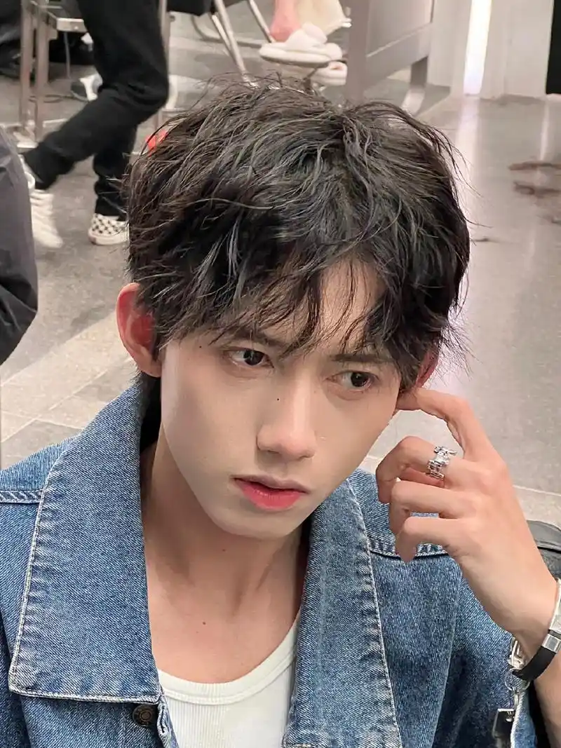 男生烫发推荐束状纹理烫