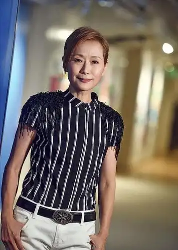 58岁叶童自然老去的巨星,我可以老但还没有死,老有老的价值