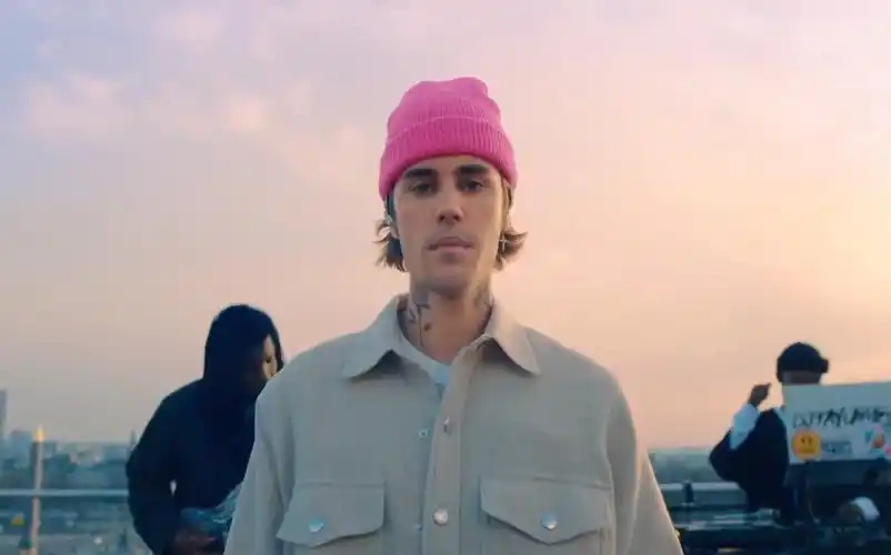 字幕版justinbieber巴黎线上演唱会livefromparis新专justice