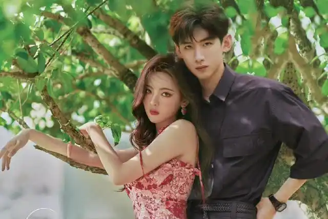 18年杨超越白敬亭合照_白敬亭私下超低调探班郑爽 - 今日解读网