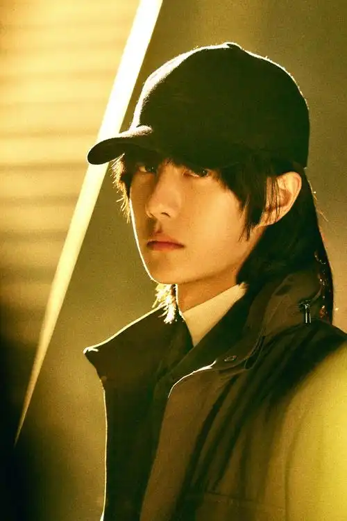 王一博新歌写真b版