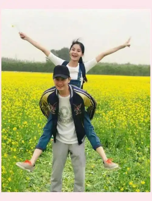 王媛可倒追5年嫁帅夫,双胞胎宝宝幸福满堂