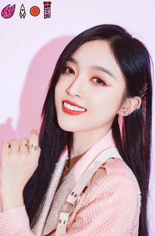 火箭少女101粉嫩合体写真图片210