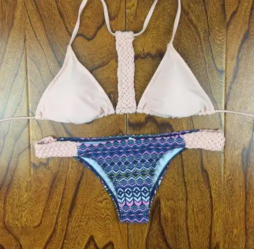2016年欧美爆款时尚性感比基尼游泳衣女