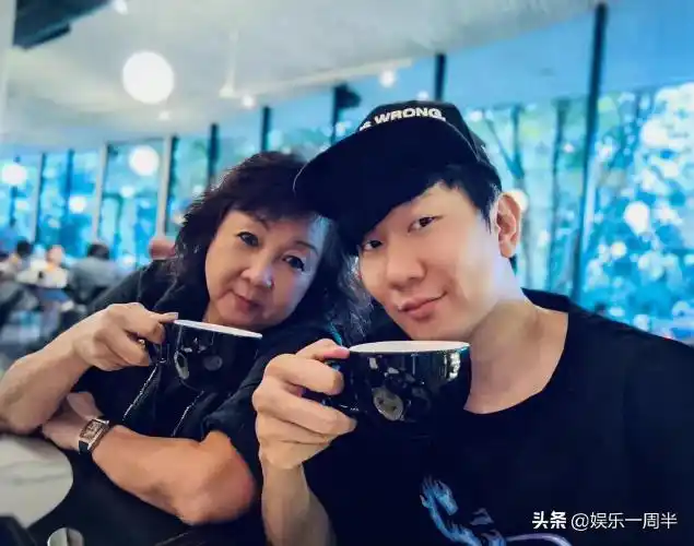 不会玩卡丁车的车手都不是好歌手林俊杰和周杰伦的革命友情