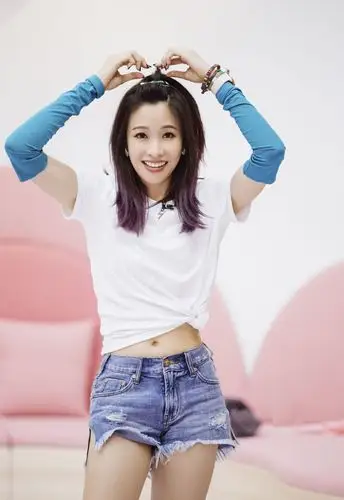 > 袁咏琳《乘风破浪的姐姐》第四期剧照图片(2/4)