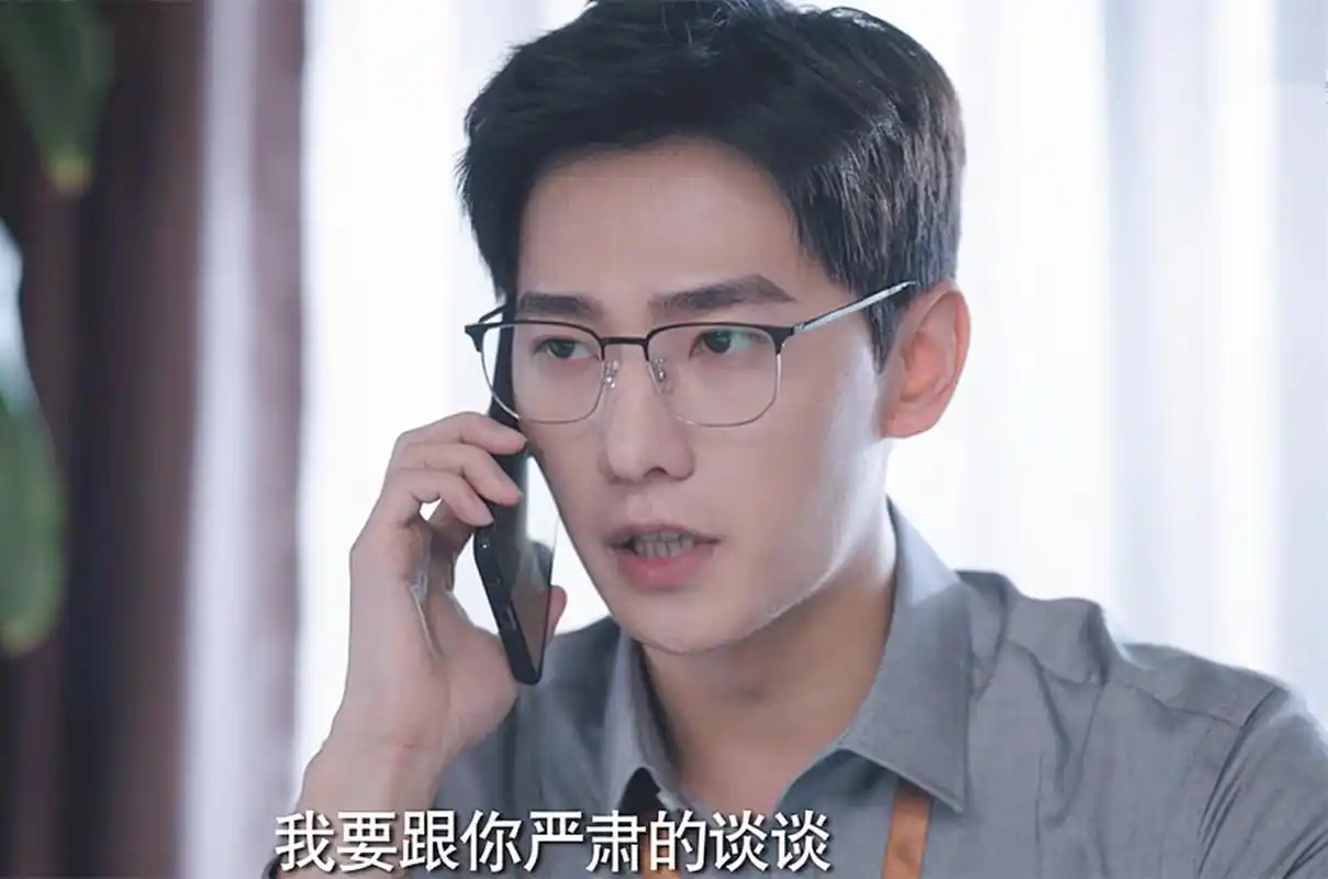 《你是我的荣耀》乔晶晶,于途夜宿爱巢,被三娱记偷拍,结局笑抽