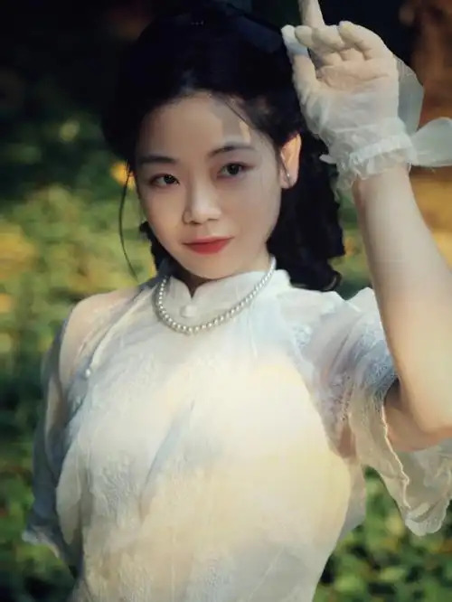 金粉世家浅拍一下金沙洲白秀珠旗袍摄影