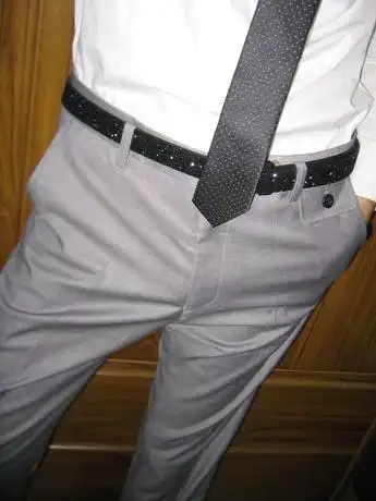 喜欢西装西裤的朋友(奴)