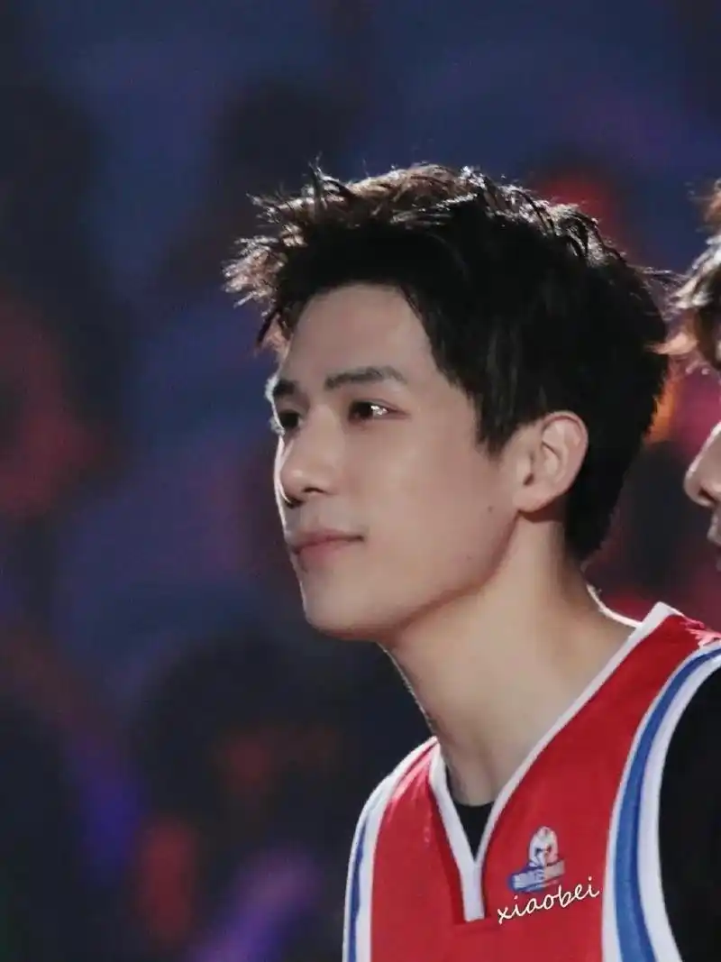 王安宇好适合寸头 way真是长在我心巴上的男人#这个夏天  - 抖音