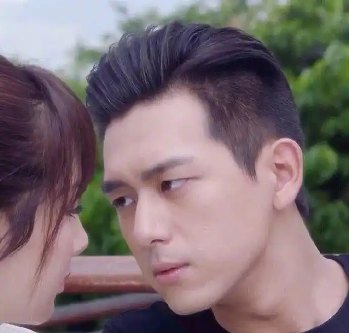 一组情侣头像秒赞七夕之前遇到心上人并且越来越甜