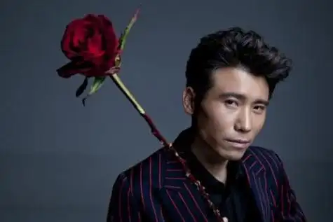 李乃文个人详细资料深扒是富二代吗李乃文隐形富二代父母是谁