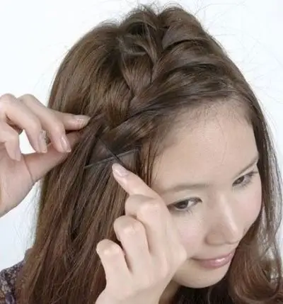 侧面蝎子辫的编发蝎子辫的编法分解图