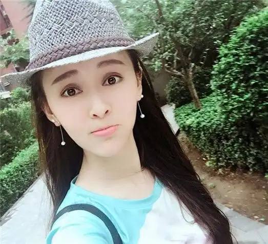 刘娜萍微博大晒清纯美照美艳出演都市剧狂圈粉