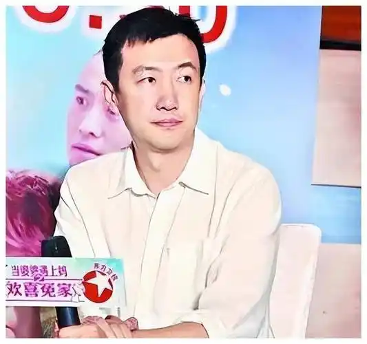 梅婷前夫李小冉前男友,用心照顾病危二婚妻子,令人动容_艺术_电影