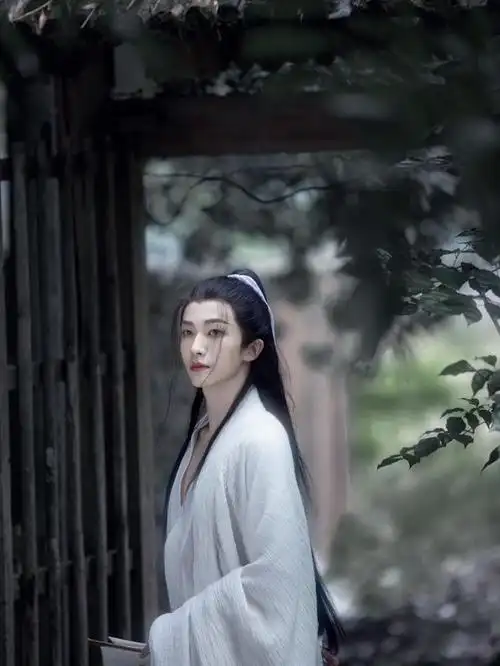 汉服男生喜欢什么生日礼物(喜欢汉服的男生送什么礼物)|拿券网