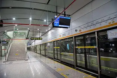 地铁图片_地铁高清图片_全景视觉