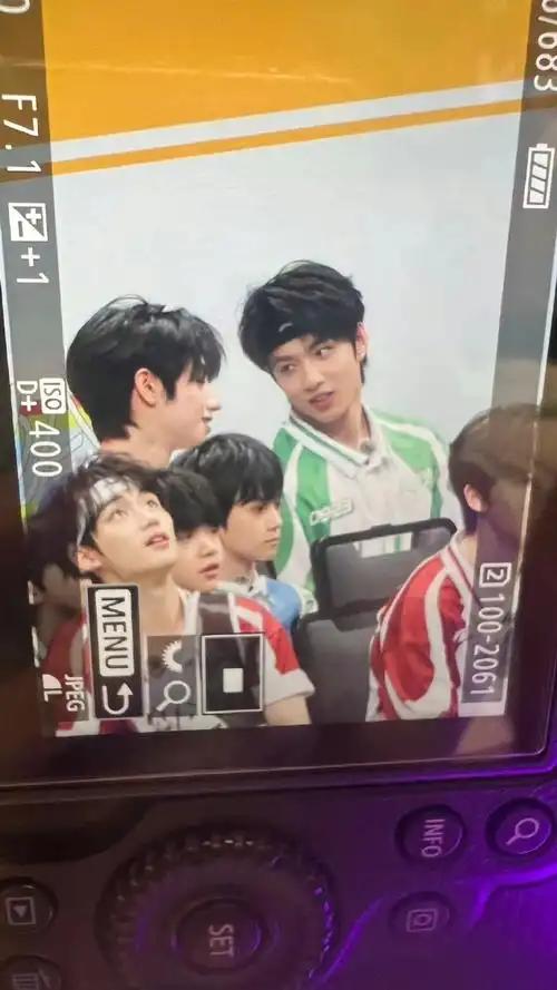 刘耀文朱志鑫同框##刘耀文朱志鑫坐一起