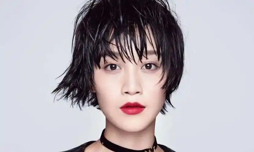 蓝盈莹,贾玲,胡歌,杨幂,赵丽颖,陈艺凡,陈飞宇