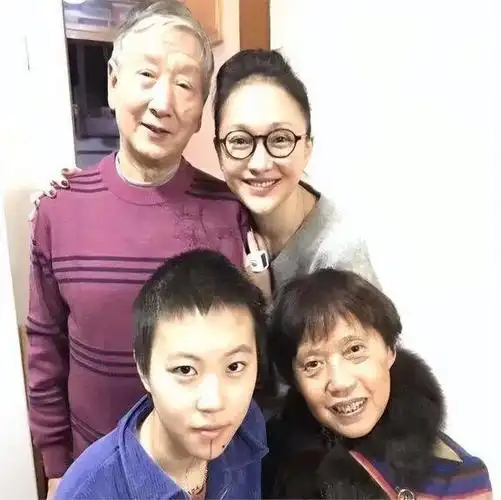 窦靖童:父母是王菲与窦唯,我却不依靠他们,凭实力入围金马奖