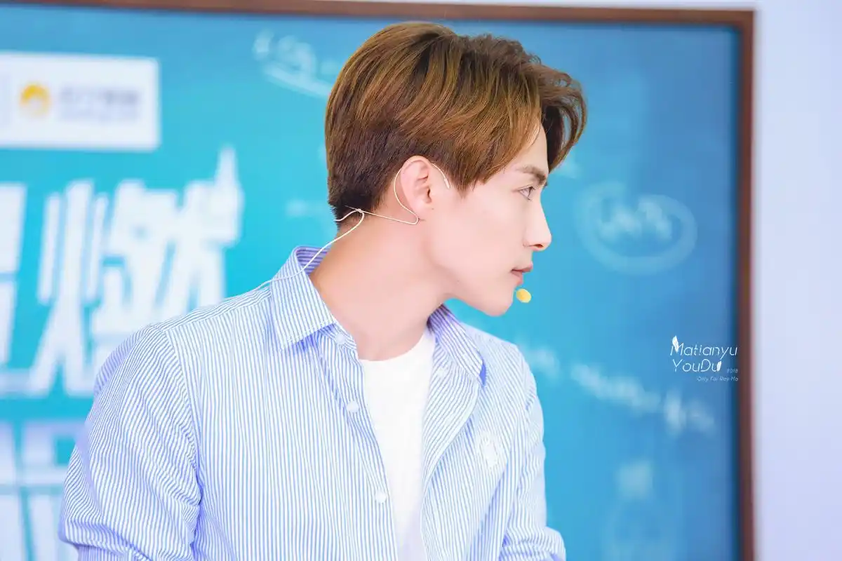 你本无意穿堂风,偏偏孤倨引山洪.