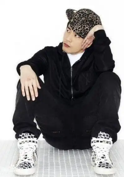 【teddy】hiphop组合1tym队长,现为yg entertainment音乐制作人.