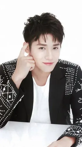 冬至:饺子和小鲜肉更配,众多90后男星喜欢就抱走