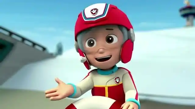 汪汪队立大功:路马的气垫船在慢慢往后拉,莱德队长在滑冰