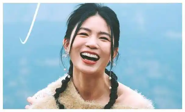 超30人自荐《浪姐5》:何洁领衔快女阵营,刘美含意外